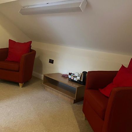Blaenavon The Lion Hotel מראה חיצוני תמונה