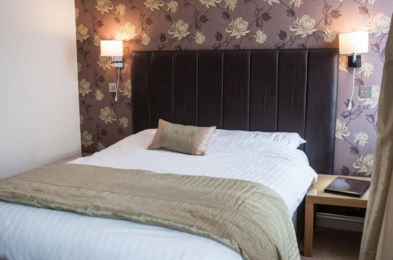 Blaenavon The Lion Hotel מראה חיצוני תמונה