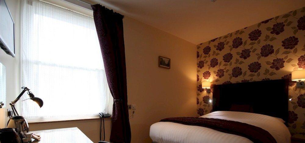Blaenavon The Lion Hotel מראה חיצוני תמונה